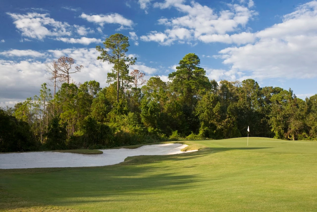 Queen's Harbour Yacht & Country Club - Golf Course Hole #6 Green